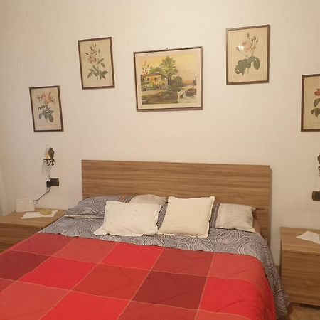 Casa Vacanze Alice E Arianna Cairo Montenotte Buitenkant foto